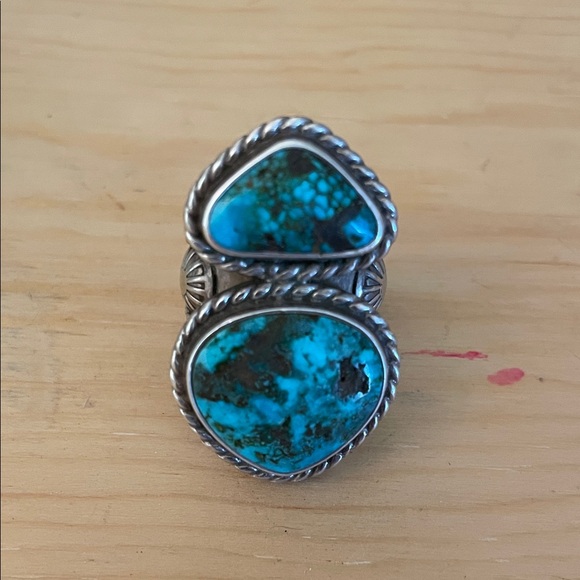 Turquoise Silver Ring - Picture 1 of 3
